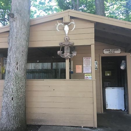 Shade Acres Campgound And Cottages Catawba Island エクステリア 写真