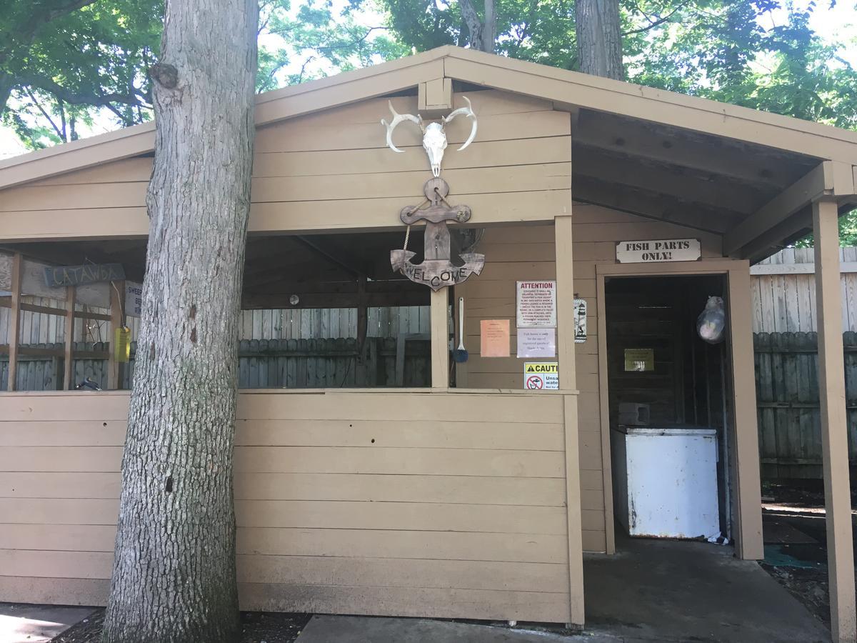 Shade Acres Campgound And Cottages Catawba Island エクステリア 写真